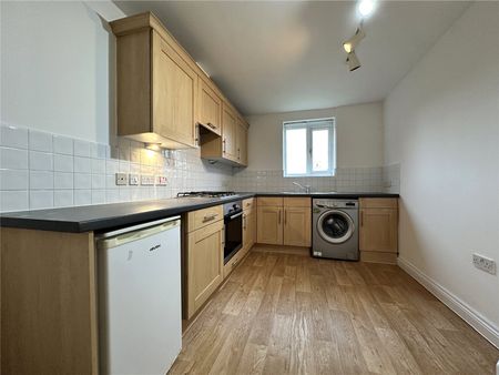 86, Pennythorne Drive, Yeadon, Leeds, West Yorkshire, LS19 7DS - Photo 5