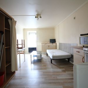 Studio à louer - Photo 2