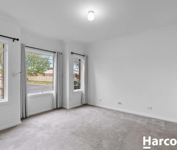 3 Bedroom Home In Quiet Location - Fully Renovated - Photo 6