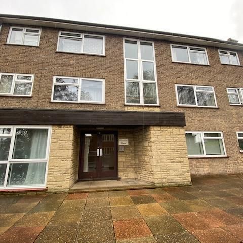 Park Road, Peterborough - Photo 1