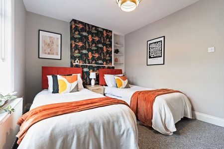 Rose Hill Terrace - Photo 3