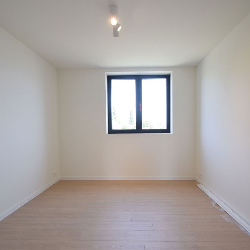 Luxueus afgewerkte nieuwbouwwoning met 3 slaapkamer te Jonkerhove - Photo 1