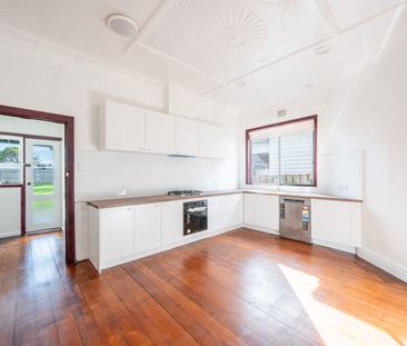 158 Rupert Street, West Footscray VIC 3012 - House For Rent | Domain - Photo 5