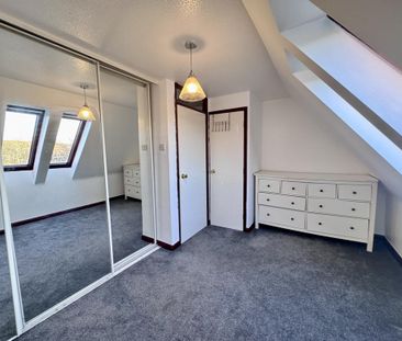 3 bedroom flat to rent - Photo 2