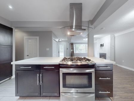 For Lease - 2098 Maplewood Drive, Burlington, Ontario - Photo 4