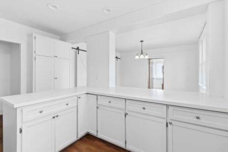 For Lease - 295 Plains Road Unit# Main Level, Burlington, Ontario - Photo 4