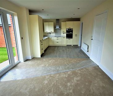4 bedroom detached house to rent - Photo 1