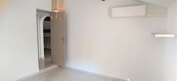 maison 4 pièces 99m2 MARSEILLE 4EME 1 397 euros - Photo 1