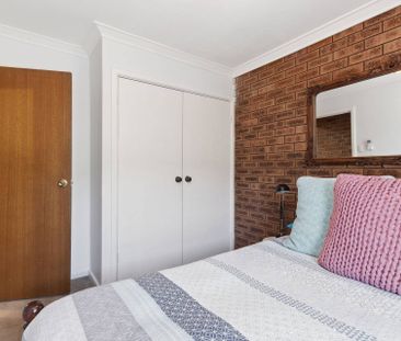 Spacious Family Home - Photo 6