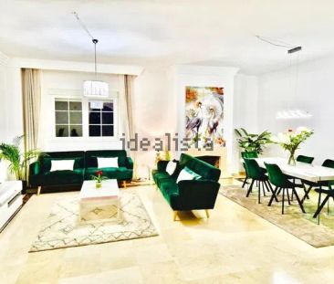 Alquiler de piso en Avenida Generalife, 12 - Photo 2