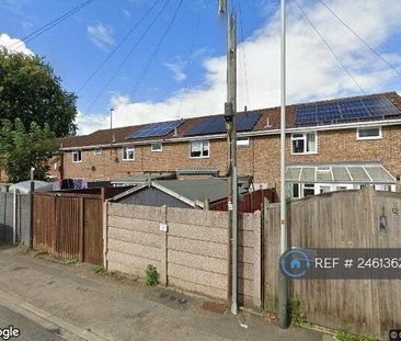 3 bedroom end of terrace house to rent - Photo 1