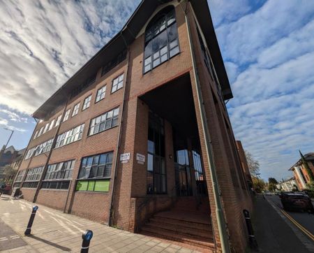 1 bedroom apartment to rent - Photo 4