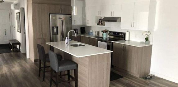 4,5-1200 pi-1900$/mois - Stat. Ext. - Locker - 1er septembre - Photo 2