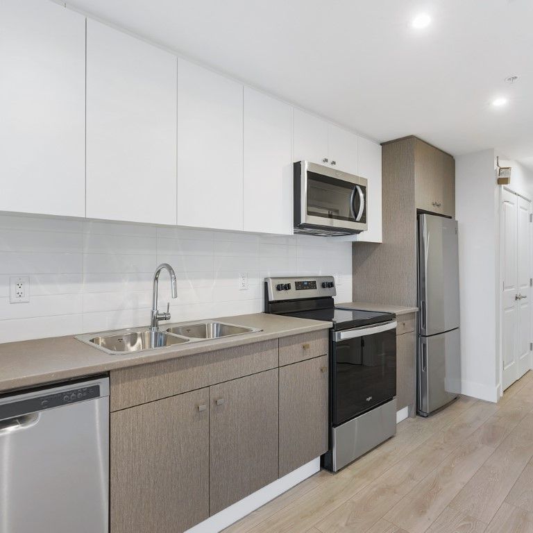 CINEMA APTS - 502A - C502A - Photo 1