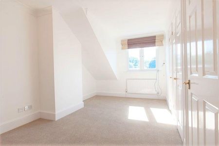 3 bedroom terraced house to rent - Photo 4