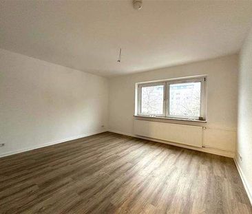 Sanierte 3-Zimmer-Whg. mit Balkon // Herzog-Friedrich-Straße/ Ecke ... - Photo 3