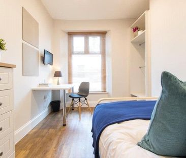 3 bedroom apartment to rent - Photo 5