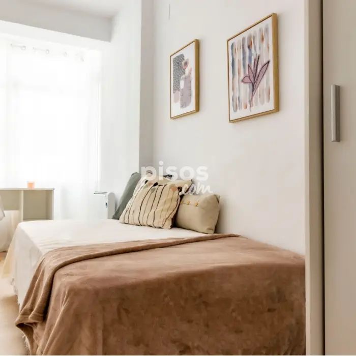 Piso en alquiler en Calle de Bartolomé Reus - Photo 1