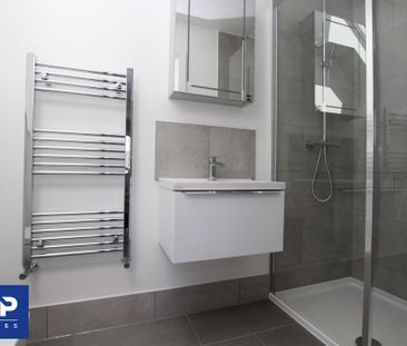 1 bedroom in a house share to rent - Photo 6