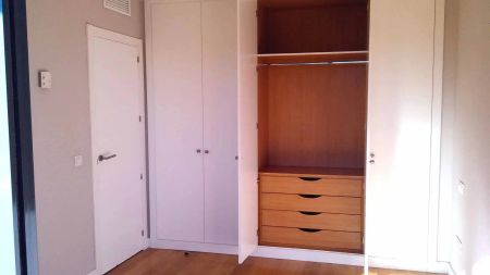 Casa adosada de alquiler en Calle de San Enrique de Ossó, 471, Encinar de los Reyes - Photo 2