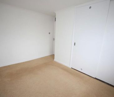 3 bedroom maisonette to rent - Photo 4