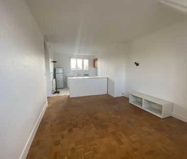 Location Appartement 2 pièces 42m² BEAUCHAMP 95250 - Photo 2