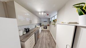 Flat 4 68 Victoria Road, Leeds, LS6 1DL - Photo 1