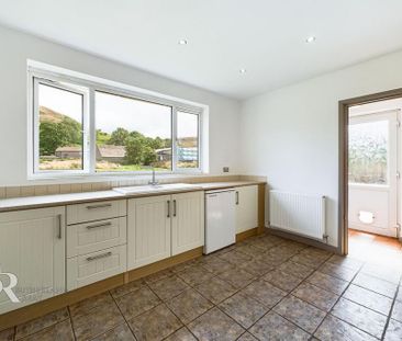 3 bedroom detached bungalow to rent - Photo 6