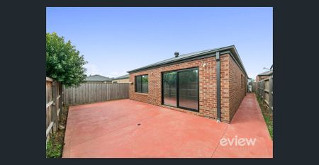 Beautiful home in Harpley! - Photo 5