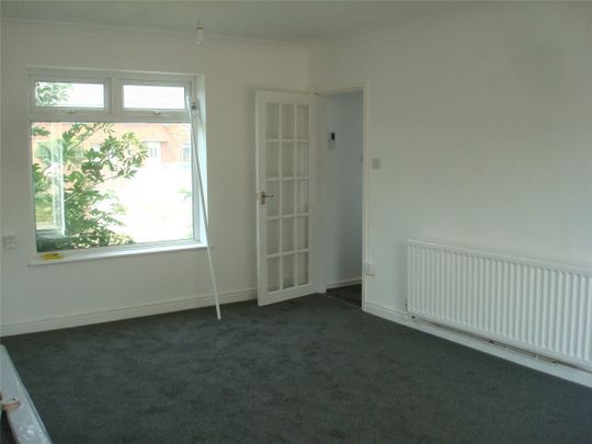Coleman Avenue, Balderton, Newark, Nottinghamshire, NG24 - Photo 1