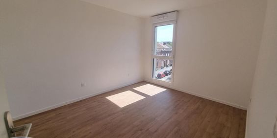 Location Appartement 2 pièces 41m² VALENCIENNES 59300 - Photo 3