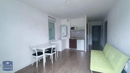 Appartement à louer 4 pièces 68.4m² - Photo 3