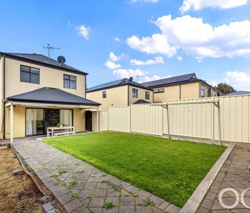 Open the Door to Spacious, Sunlit Townhouse Living in Campbelltown - Photo 6