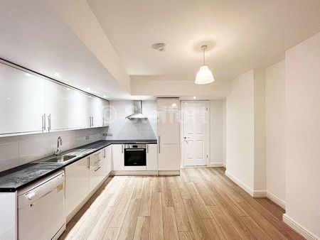 3 bedroom maisonette to rent - Photo 4