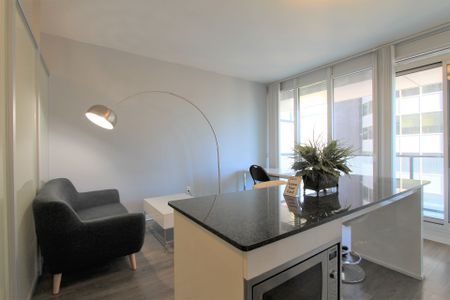 For Lease - 426 University Avenue Unit# 1706, Toronto, Ontario - Photo 2
