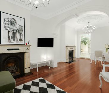 Luxuriously Elegant Victorian Terrace - Photo 1