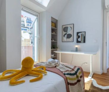 3-bedroom apartment for rent in Lisbon, all bills included, no pets or smoking - Photo 5