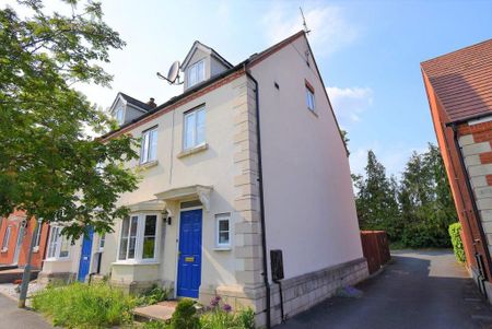 4 bedroom semi-detached house to rent - Photo 4