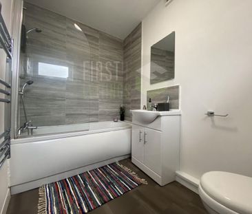 2 bedroom flat to rent - Photo 4