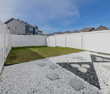 For Lease - 57 Caspian Row, Kanata, Ontario - Photo 4