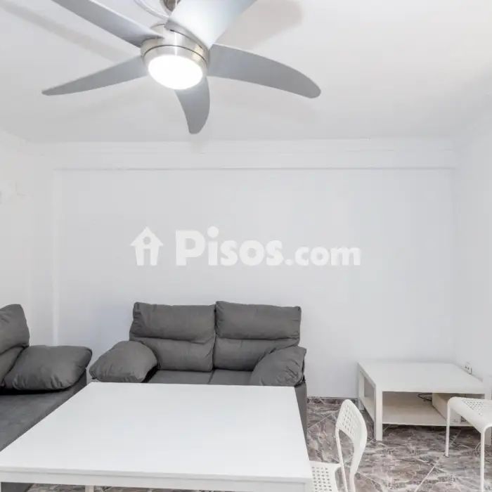 Piso en alquiler en Calle Lindaraja, 2 - Foto 1