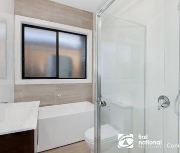 Modern Family Home - Photo 4