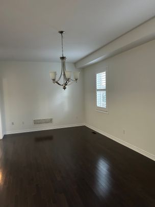 For Lease - 132 Mcknight Avenue, Hamilton, Ontario - Photo 1