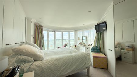 3 Bedroom House - Photo 5