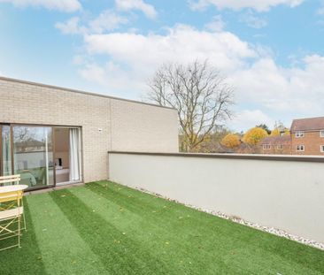 3 bedroom Flat To Let Total Size: 1471 SQ FT - Photo 4