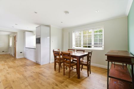 Available from 23/02/2026 - Photo 3