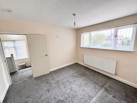 Runswick Drive. Wollaton, NG8, Nottingham - Photo 4