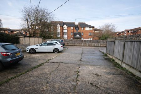 Room in a Shared House, Caversham Road, RG1 - Photo 3