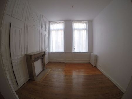 Location Appartement 1 pièce 53m² LILLE 59000 - Photo 5