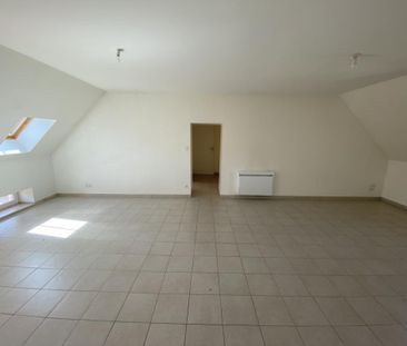 Location Appartement 3 pièces 65m² MONTCENIS 71710 - Photo 3